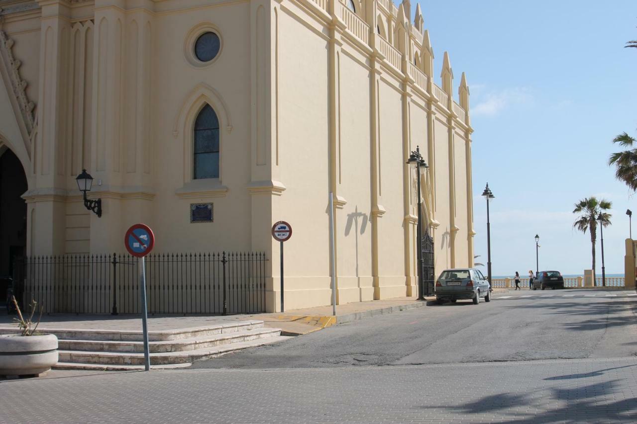 Chipiona Edf. Arrecife Apartment Exterior photo