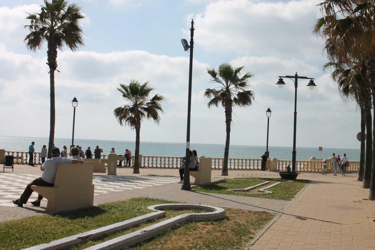 Chipiona Edf. Arrecife Apartment Exterior photo